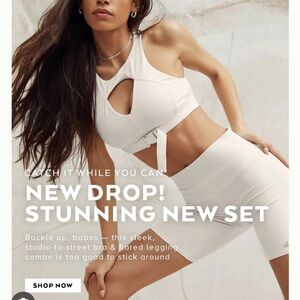 High-Waist Airbrush Legging and Catch The Vibe Set - Ivory